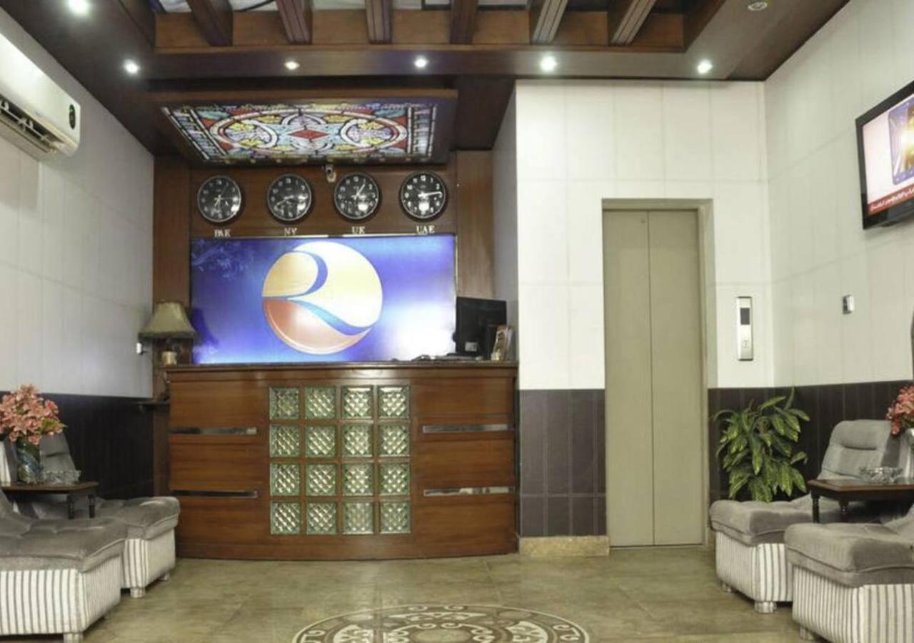 Rajone Hotel Faisalabad Eksteriør billede